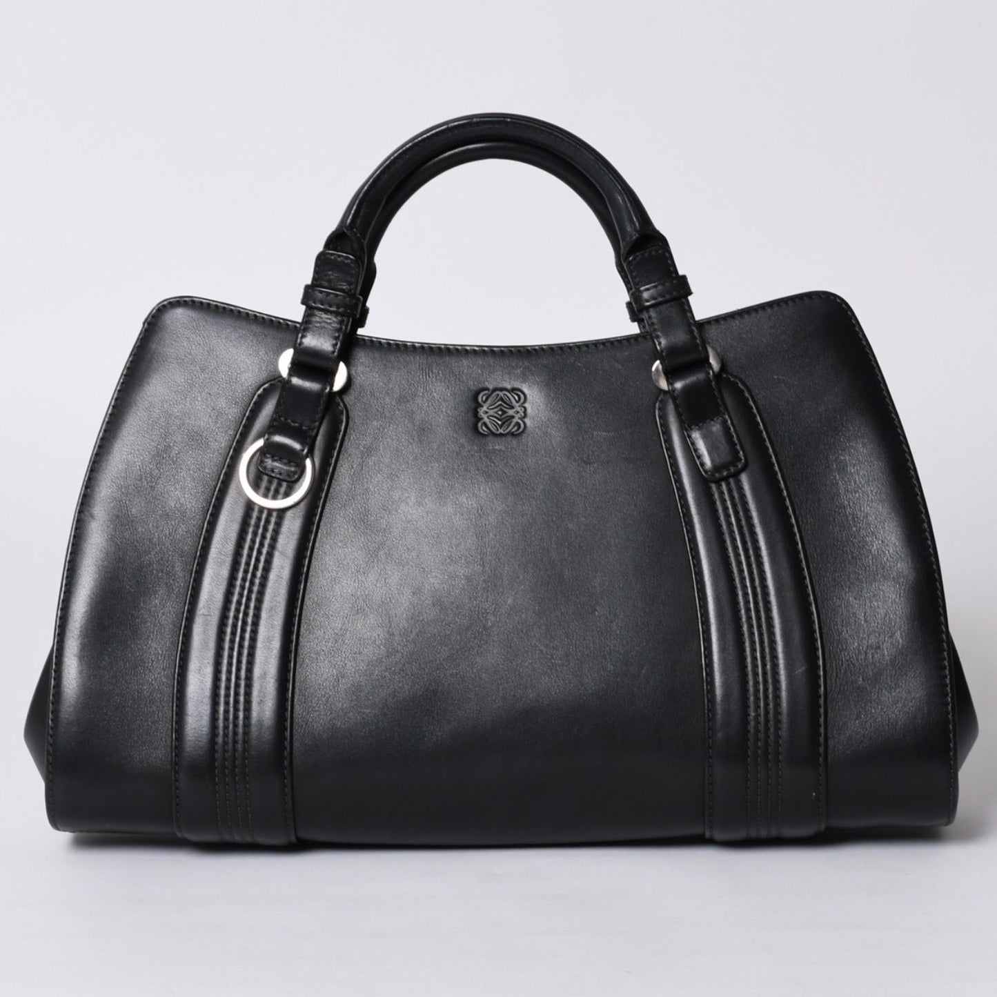 Loewe Camoscio Anagram Logo Leather Tote Bag