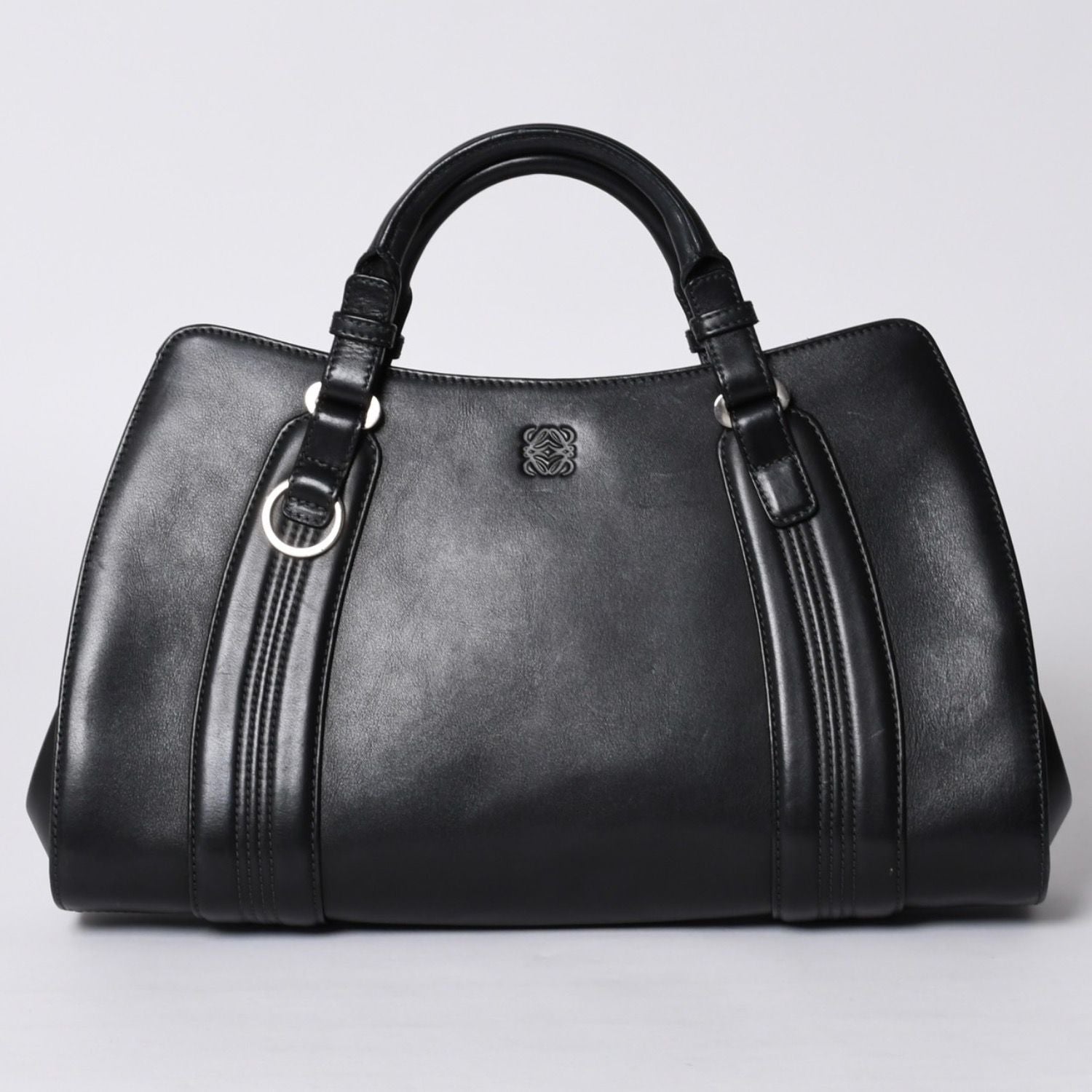Loewe Camoscio Anagram Logo Leather Tote Bag