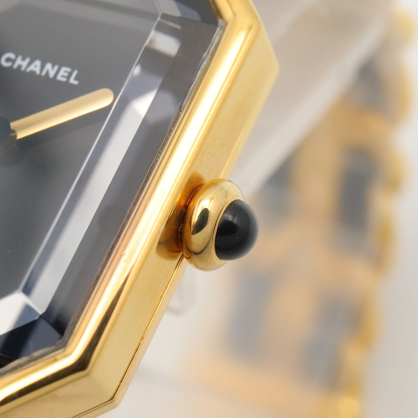 Chanel Watch Premiere M Black Leather — view 7