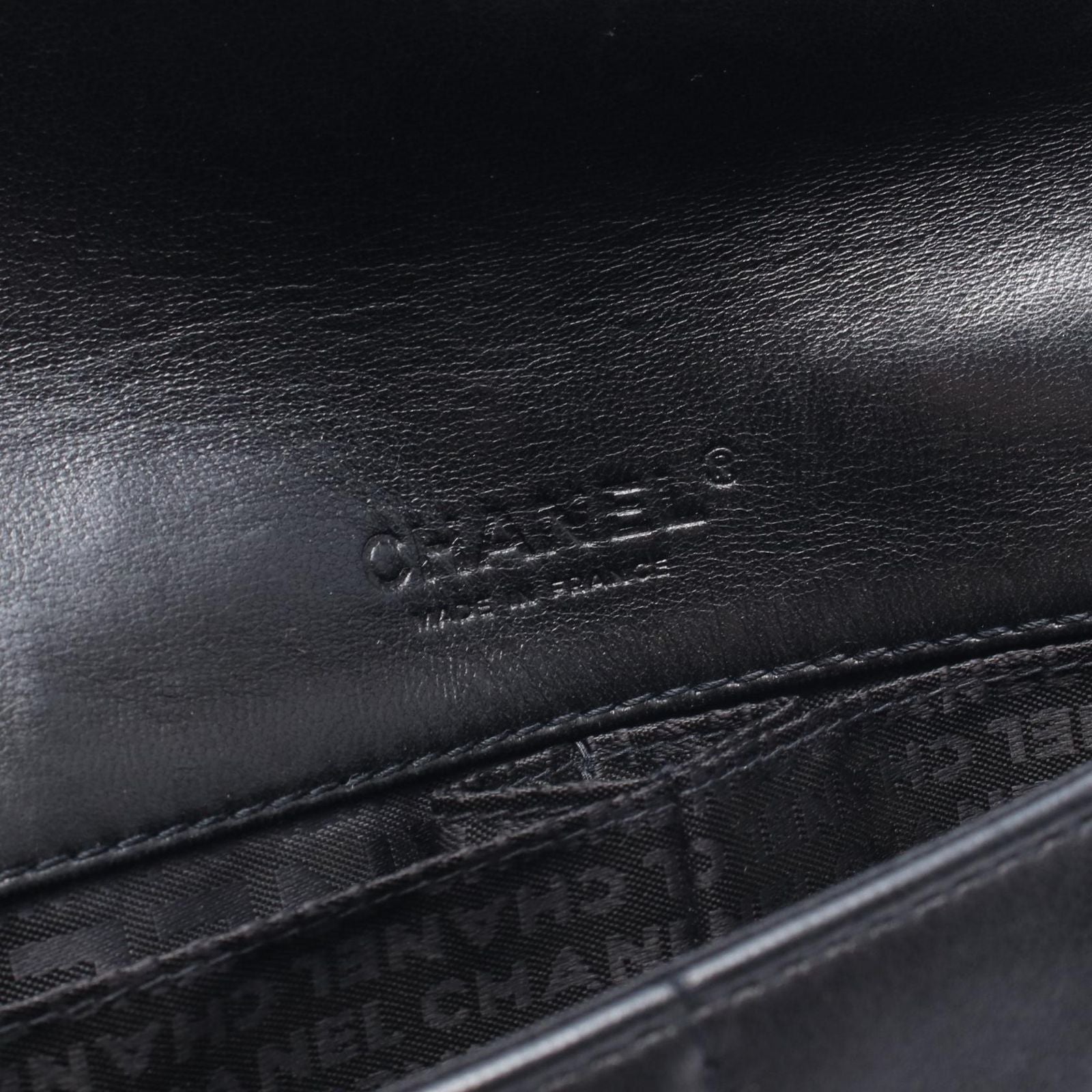 Chanel Shoulder Bag Choco Bar Black Lambskin Chain — view 4