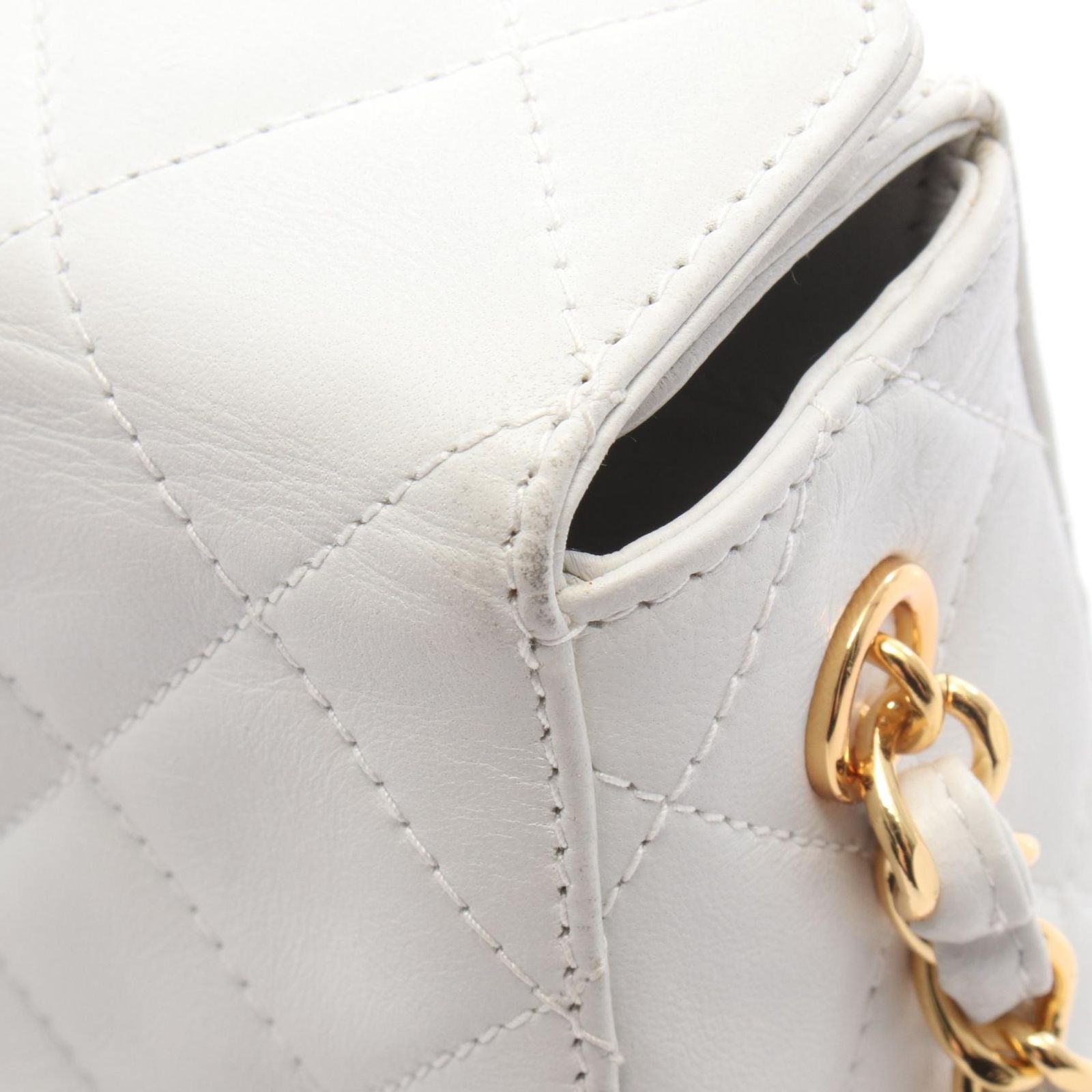 Chanel Handbag Quilted White Lambskin Chain Bag — view 8