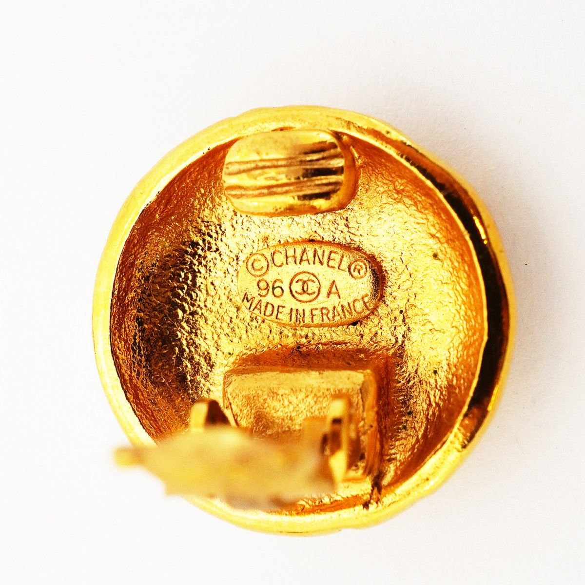 Chanel Earrings Vintage CC Logo Round — view 4