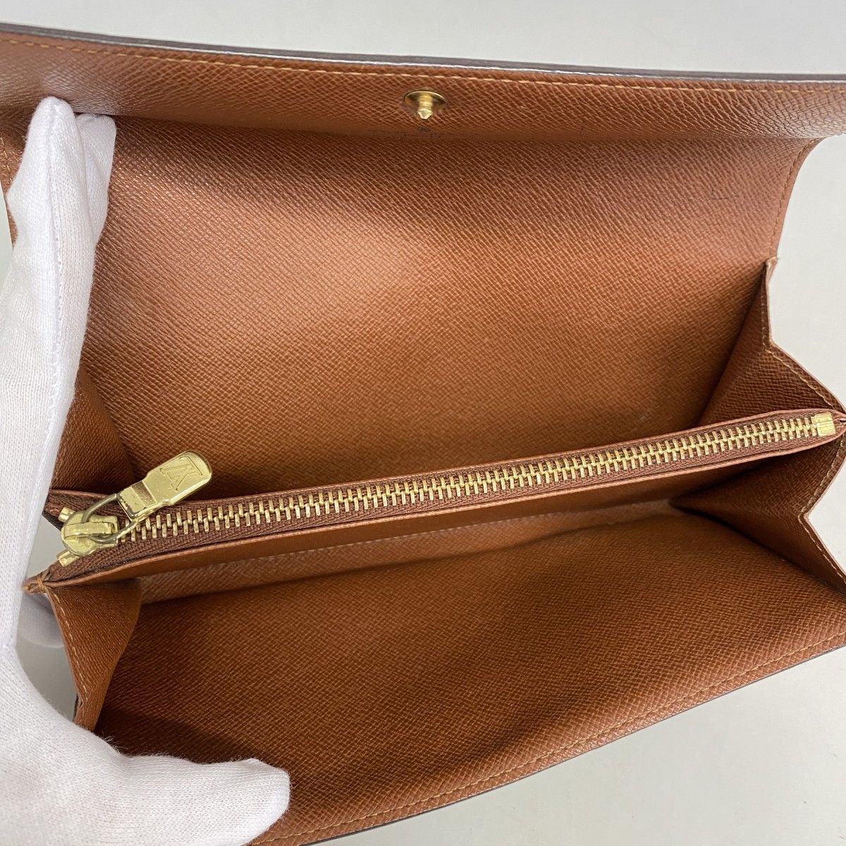 Louis Vuitton Wallet Monogram Pochette Porte-Monnaie Cles Brown — view 3
