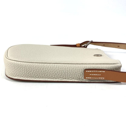 Hermes Shoulder Bag Perspective Cavalier 21 Togo Ivory — view 3