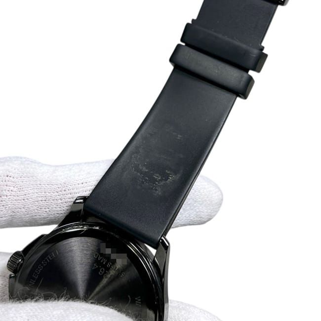 Gucci Watch Timeless Black Ghost 126.4 — view 4