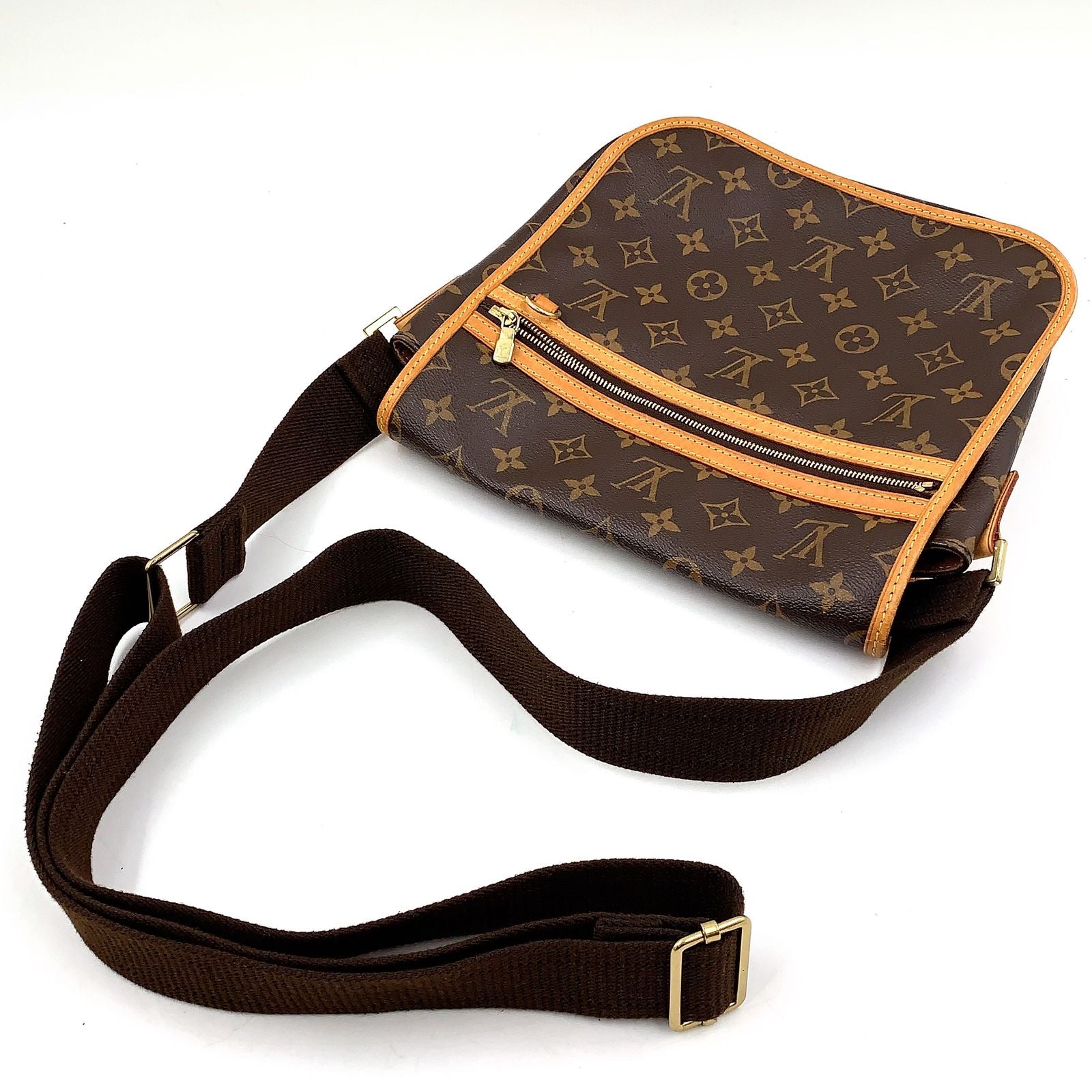 Louis Vuitton Messenger PM Bosphore Monogram Leather Brown Shoulder Bag Gold — view 5