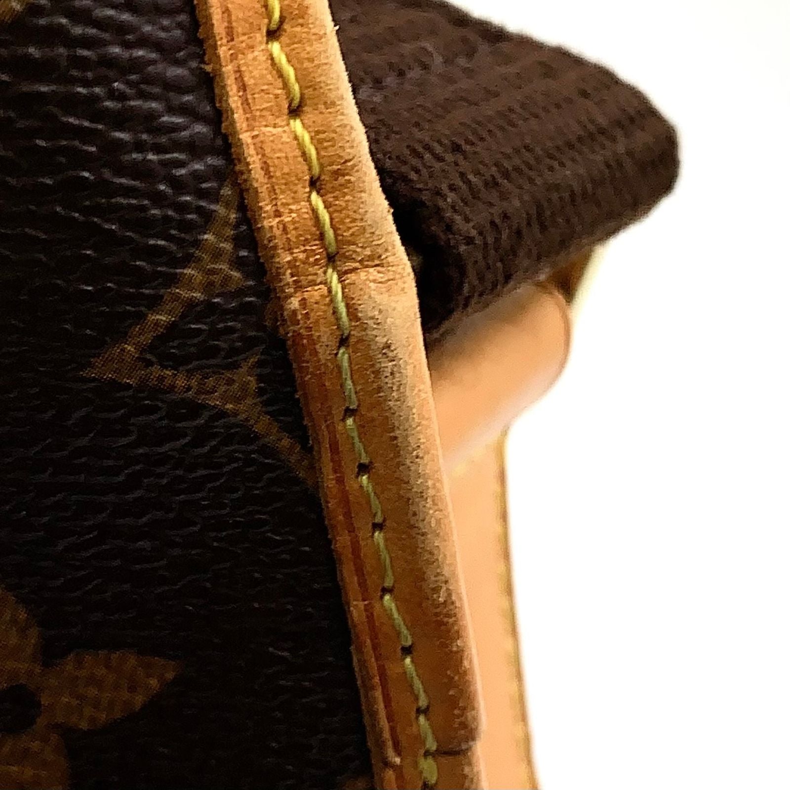Louis Vuitton Messenger PM Bosphore Monogram Leather Brown Shoulder Bag Gold — view 7