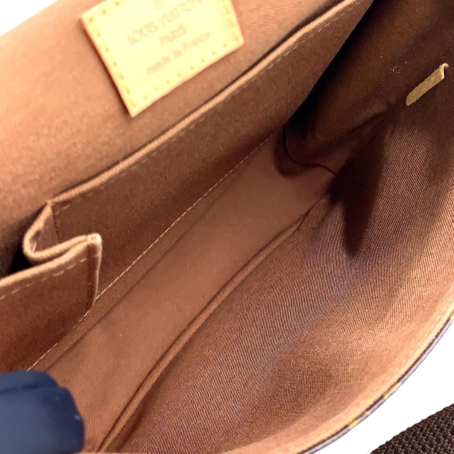 Louis Vuitton Messenger PM Bosphore Monogram Leather Brown Shoulder Bag Gold — view 3