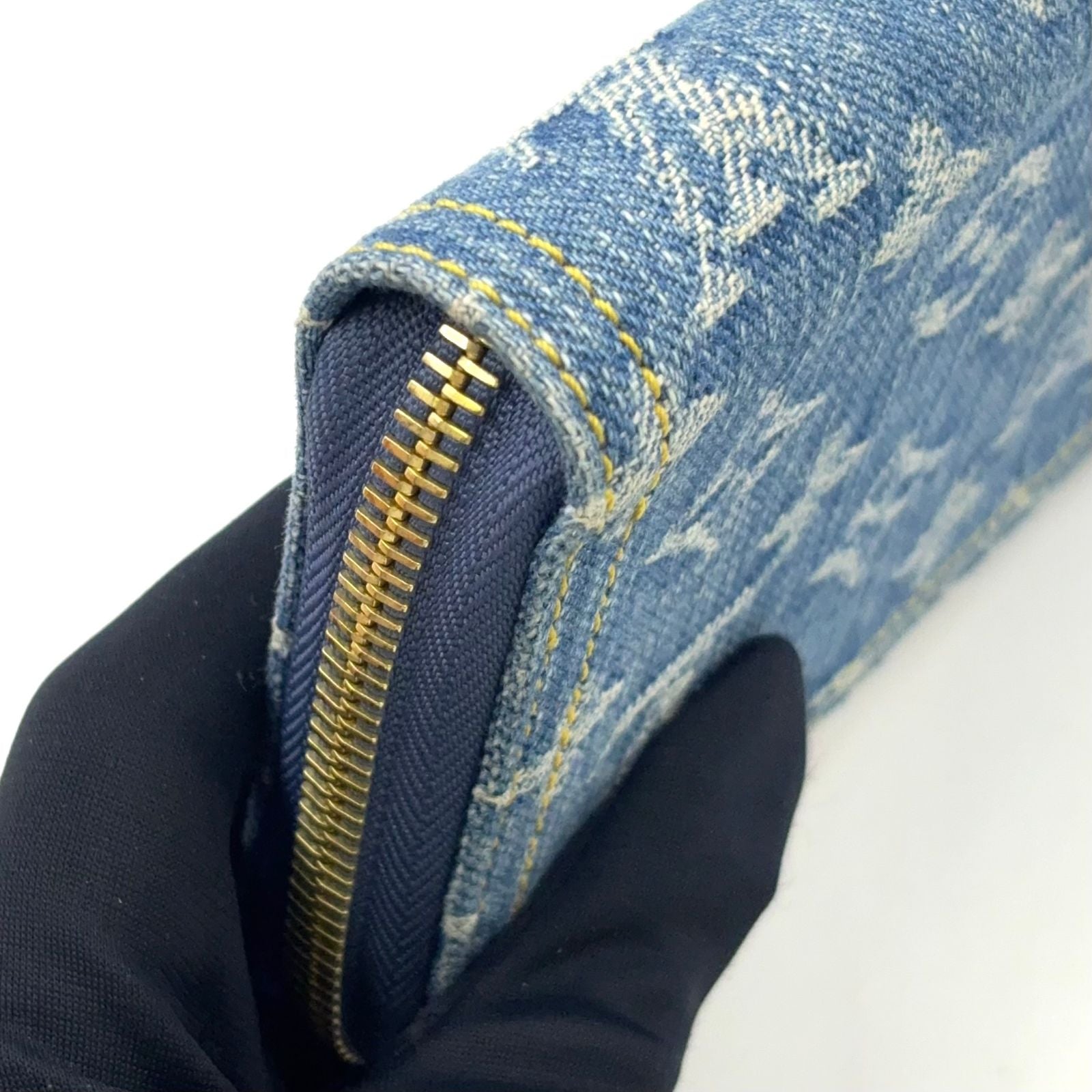 Louis Vuitton Monogram Denim Zippy Wallet Blue Gold — view 8