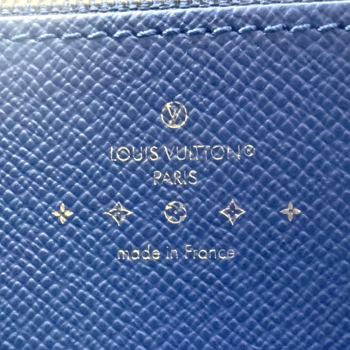 Louis Vuitton Monogram Denim Zippy Wallet Blue Gold — view 5