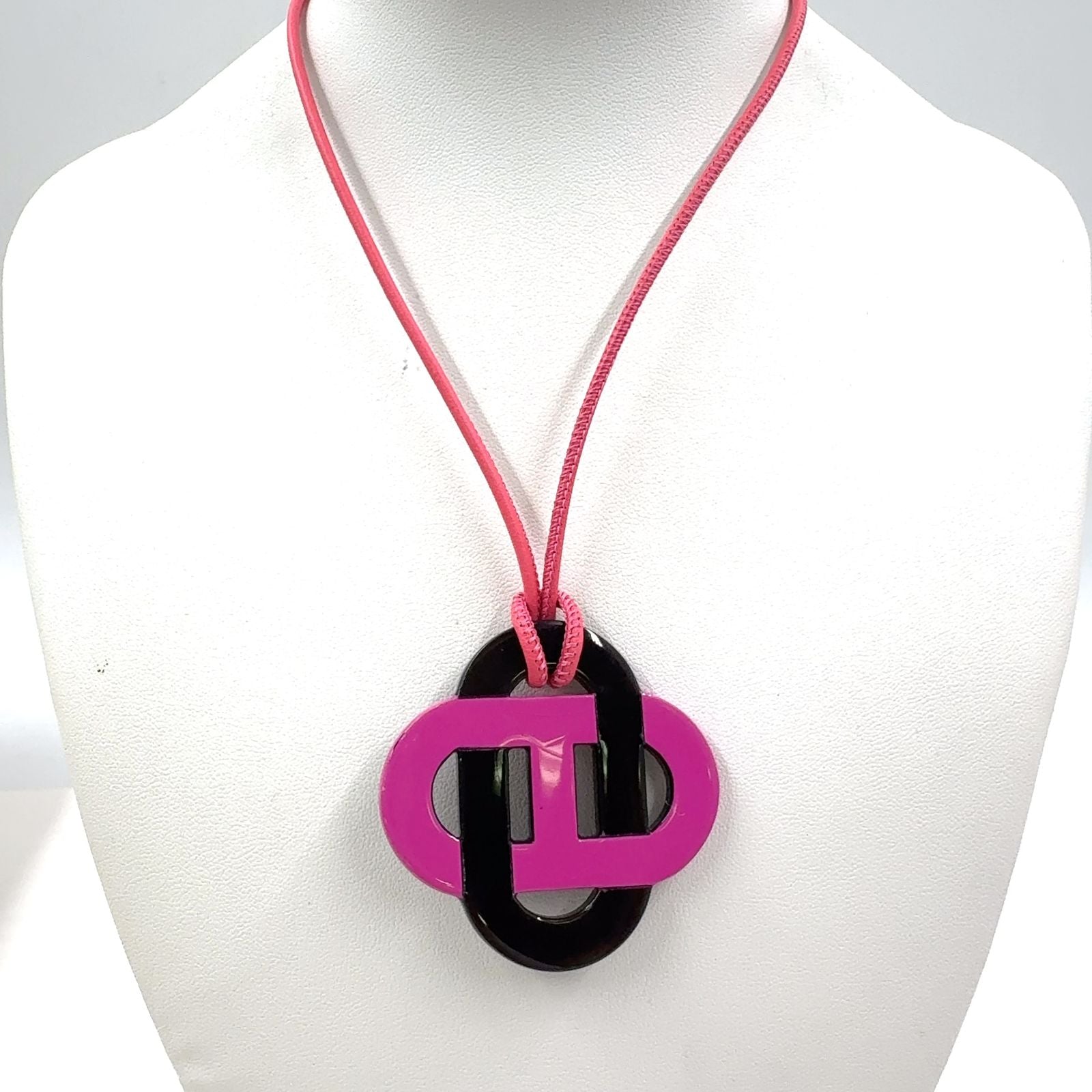 Hermes Buffalo Horn Equip Plastic Pink Black Necklace Silver — view 7