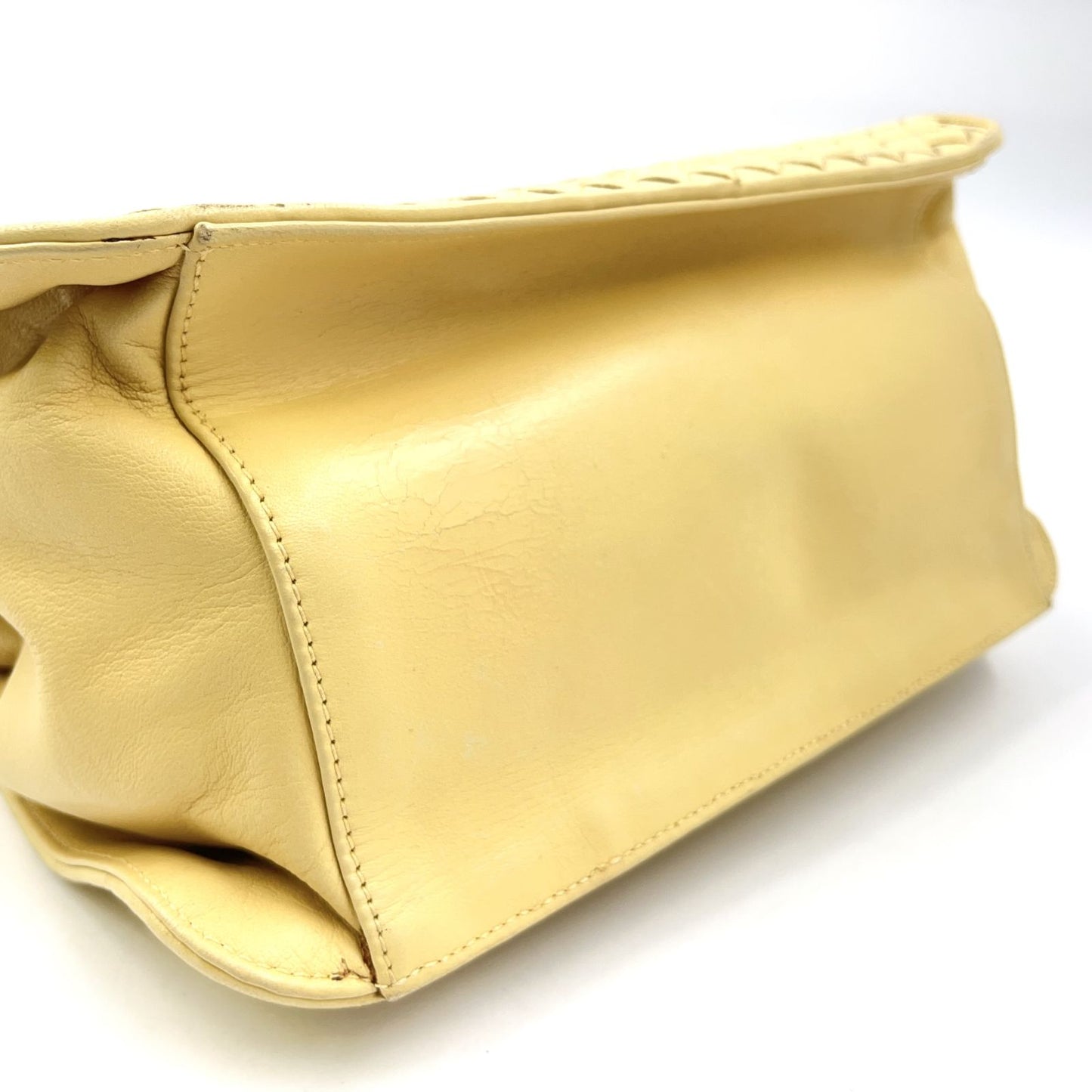 Bottega Veneta Intrecciato Leather Yellow Handbag Gold — view 5