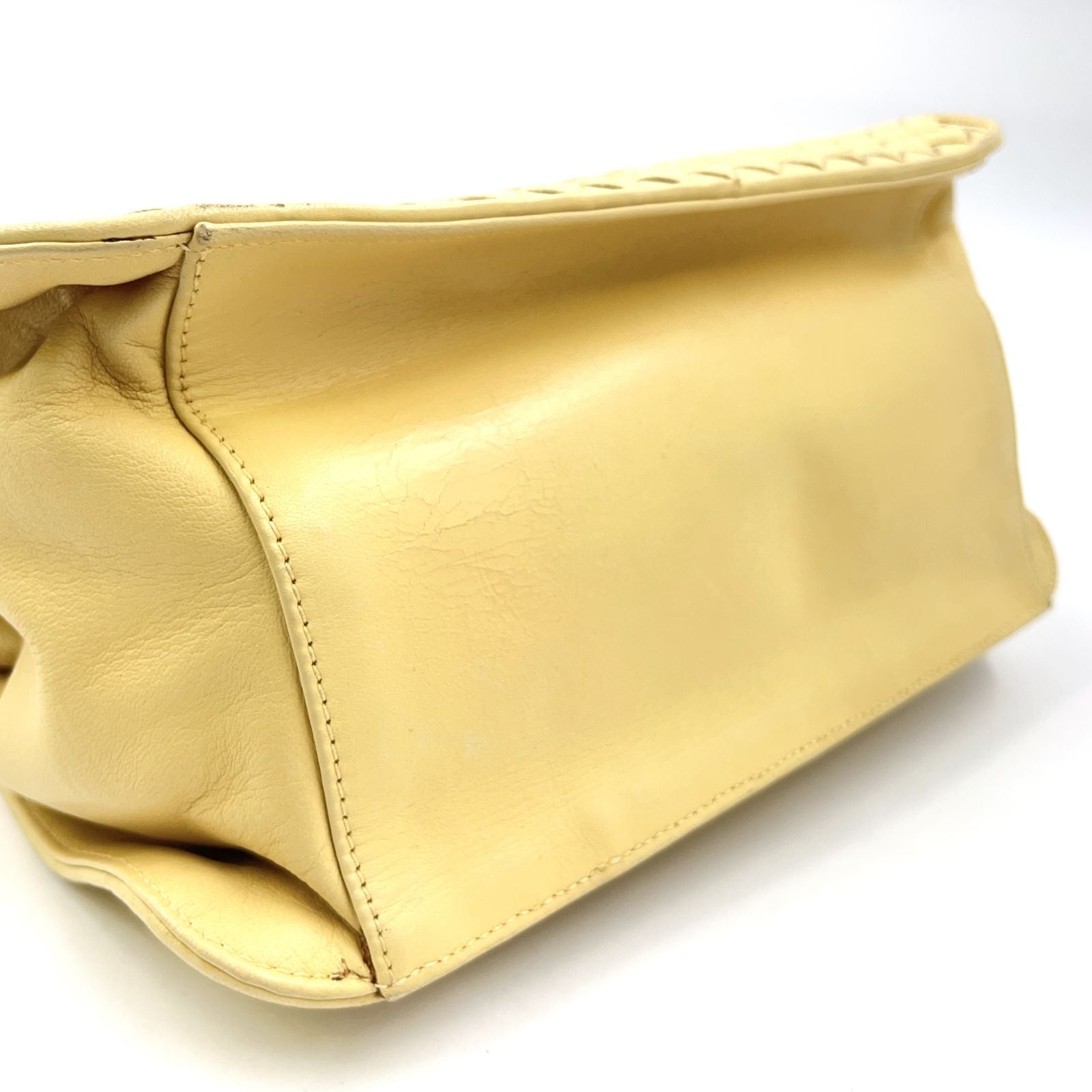 Bottega Veneta Intrecciato Leather Yellow Handbag Gold — view 5