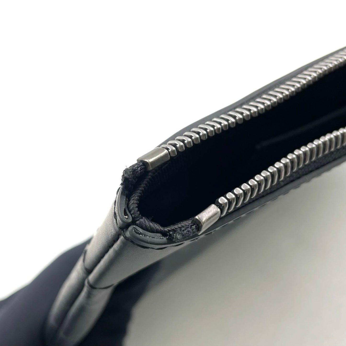 Louis Vuitton Pochette Discovery Monogram Eclipse Leather Black Clutch Silver — view 8