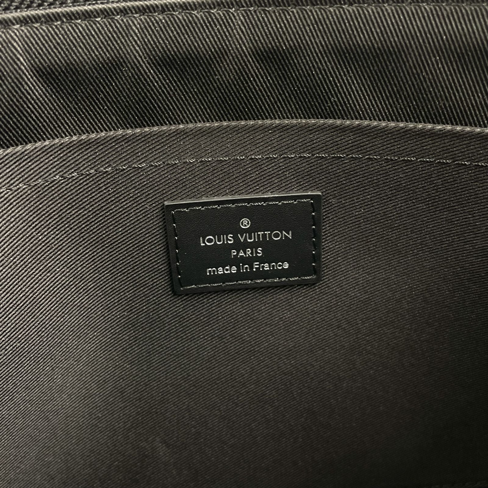 Louis Vuitton Pochette Discovery Monogram Eclipse Leather Black Clutch Silver — view 4