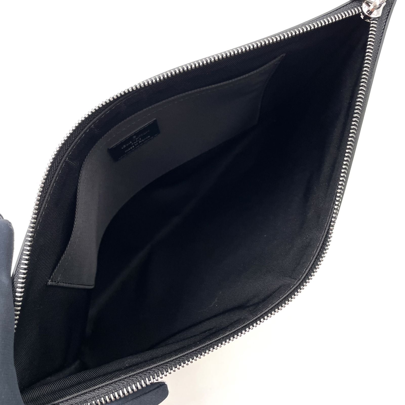 Louis Vuitton Pochette Discovery Monogram Eclipse Leather Black Clutch Silver — view 3