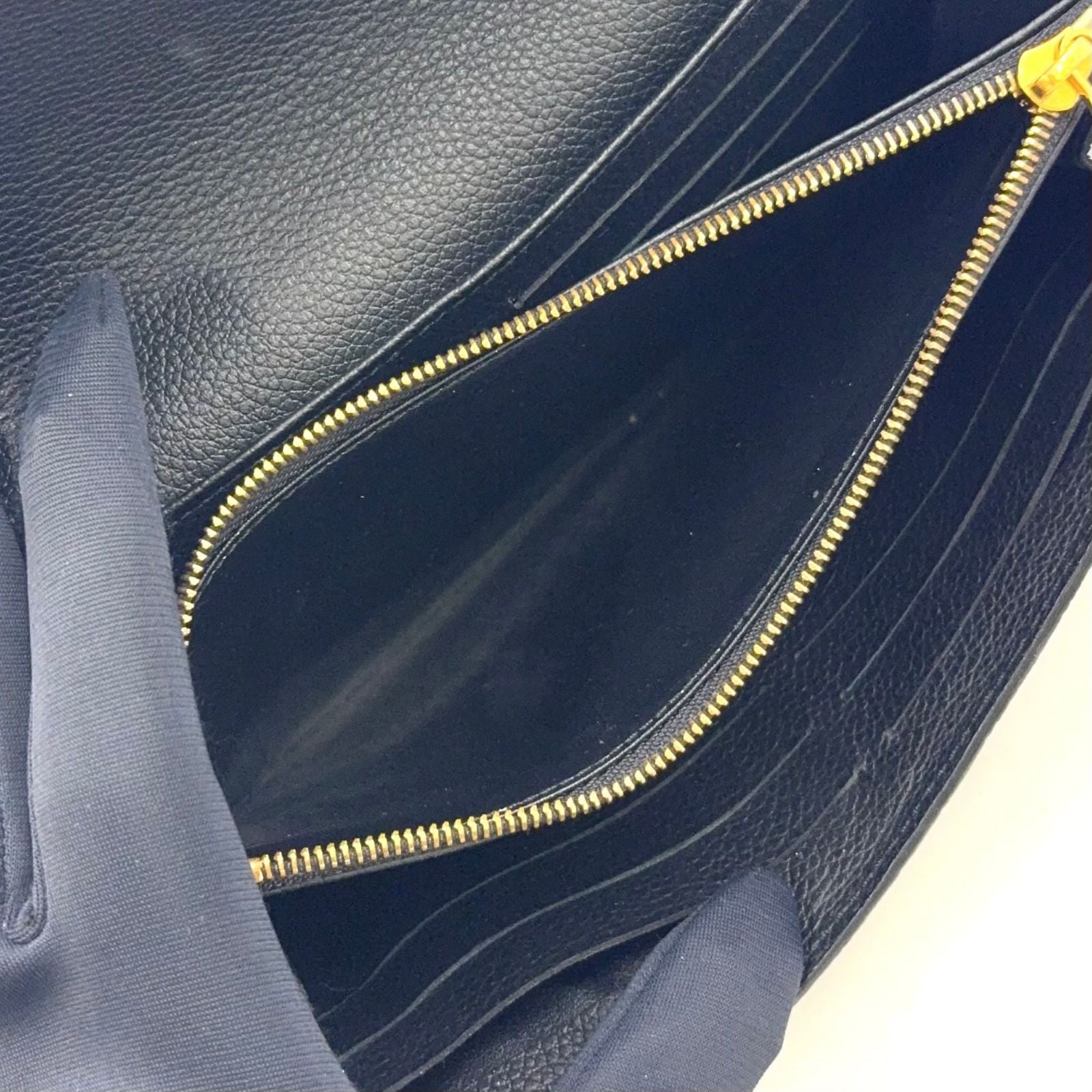 Louis Vuitton Portefeuille Sarah Monogram Empreinte Noir Leather Black Bifold — view 4
