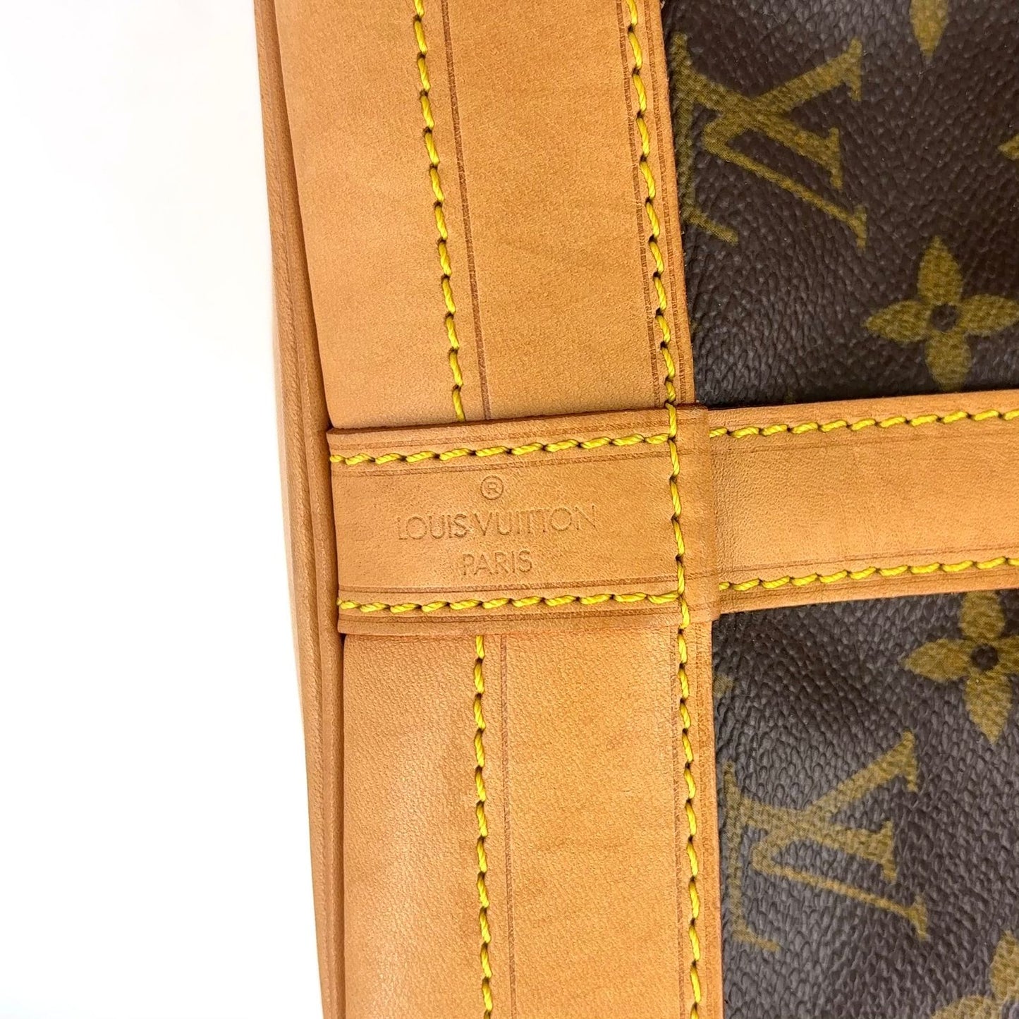 Louis Vuitton Noe Monogram Leather Brown Shoulder Bag Gold — view 4