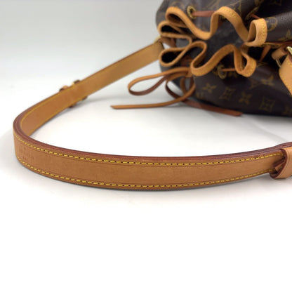 Louis Vuitton Noe Monogram Leather Brown Shoulder Bag Gold — view 8