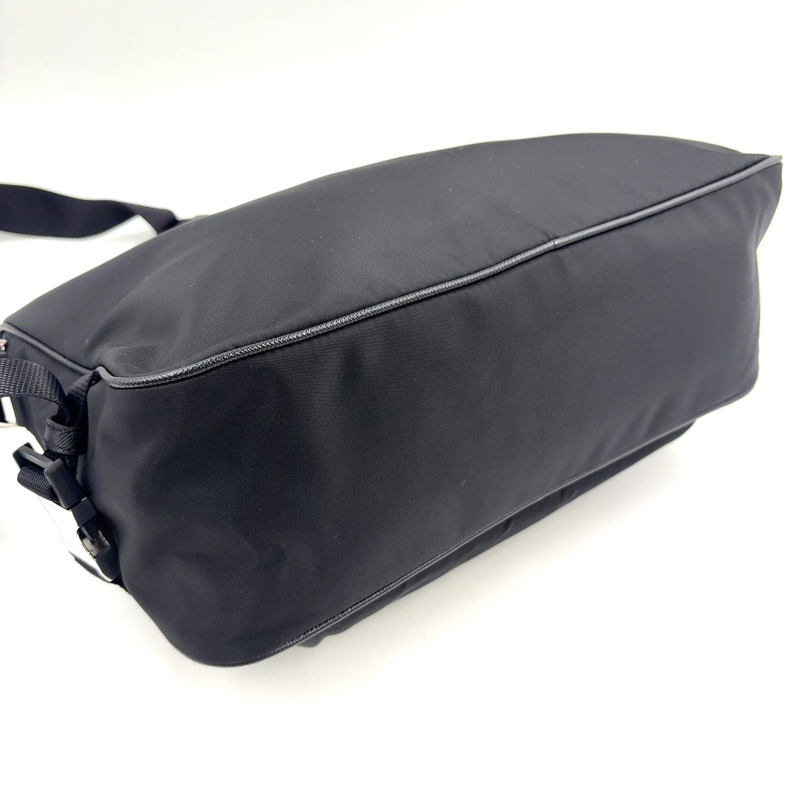 Prada Re-Nylon Saffiano Leather Nylon Black Shoulder Bag Silver — view 7