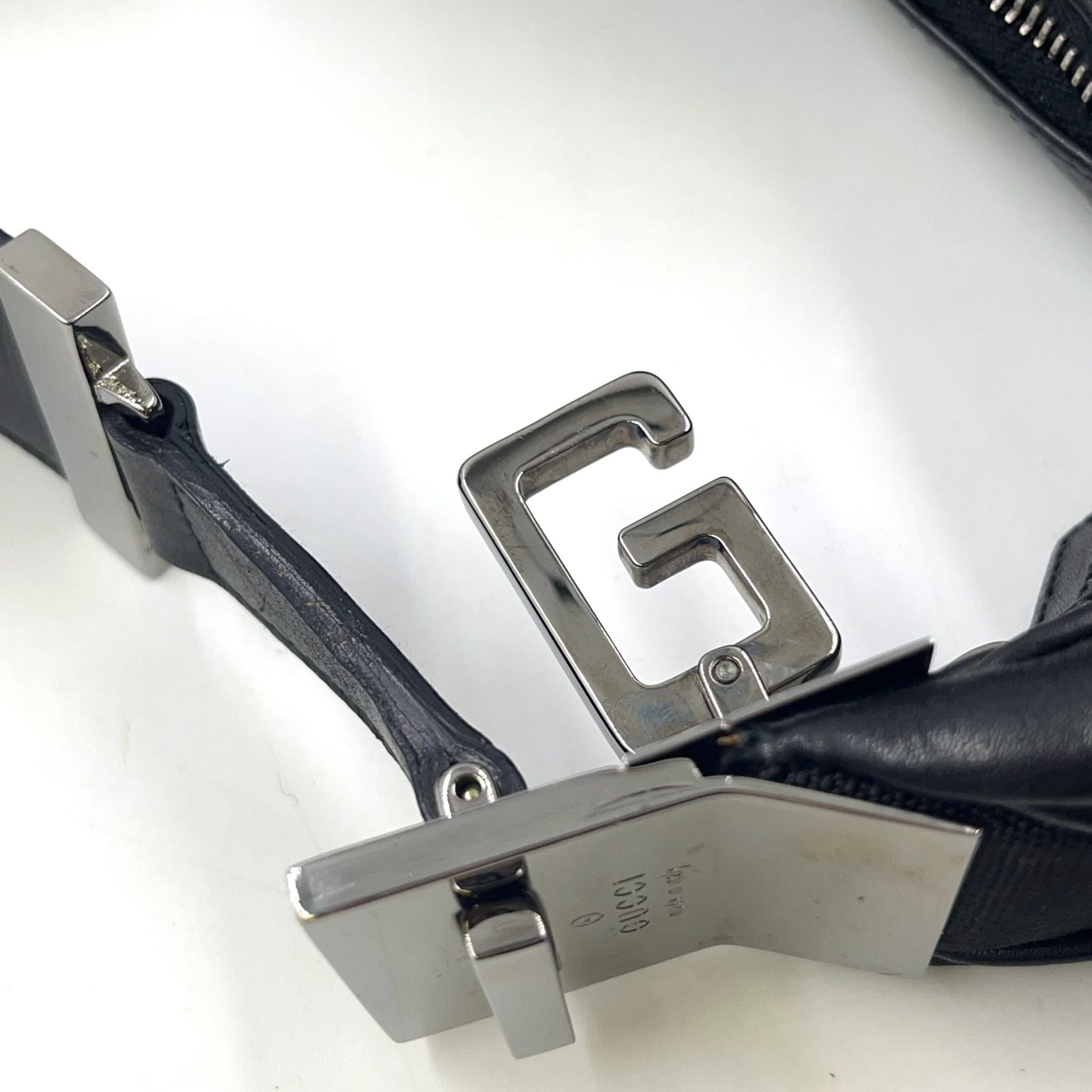 Gucci Logo Silver Leather Black Shoulder Bag — view 8