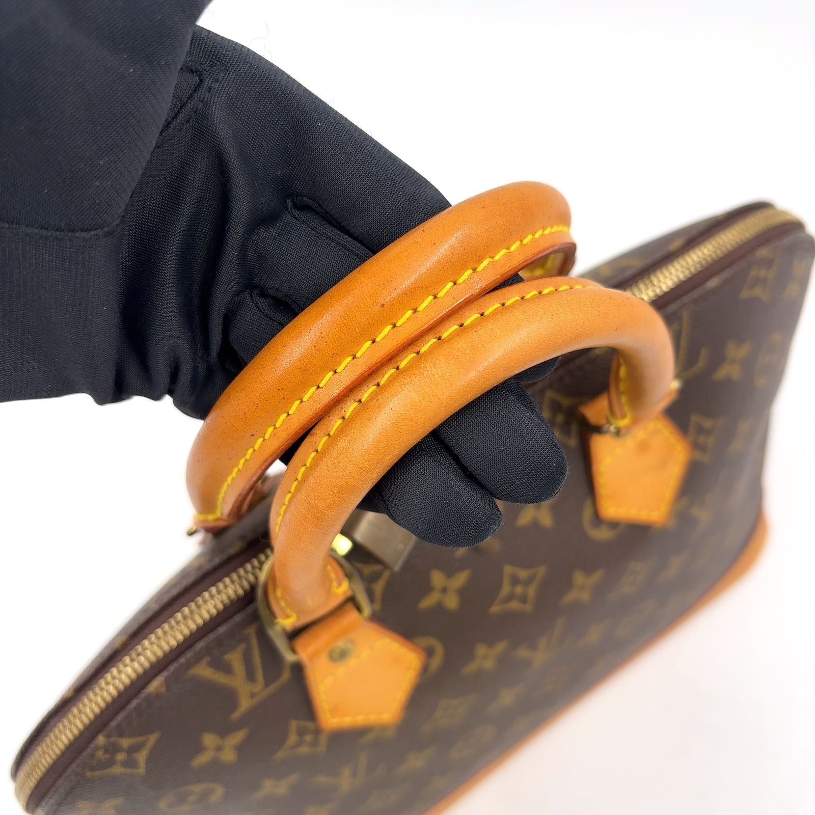 Louis Vuitton Alma PM Monogram Leather Brown Light Handbag Gold — view 6