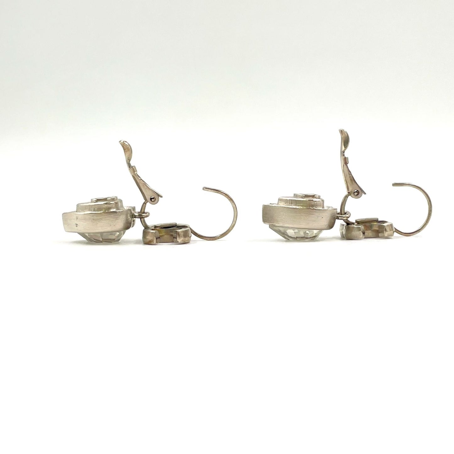 Chanel CC Logo Heart Metal Line Stone Silver Earrings — view 7