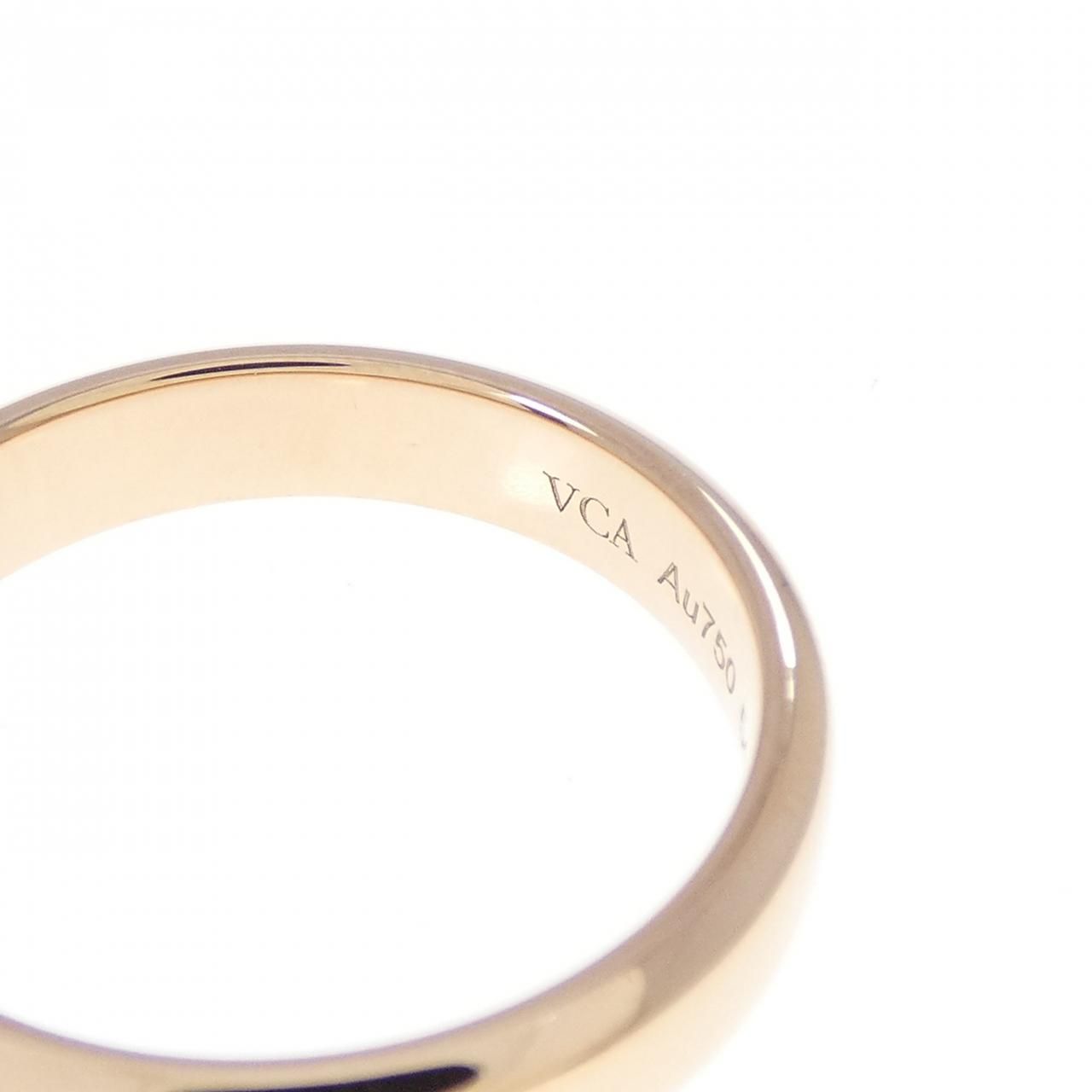 Van Cleef & Arpels Toujour Ring
