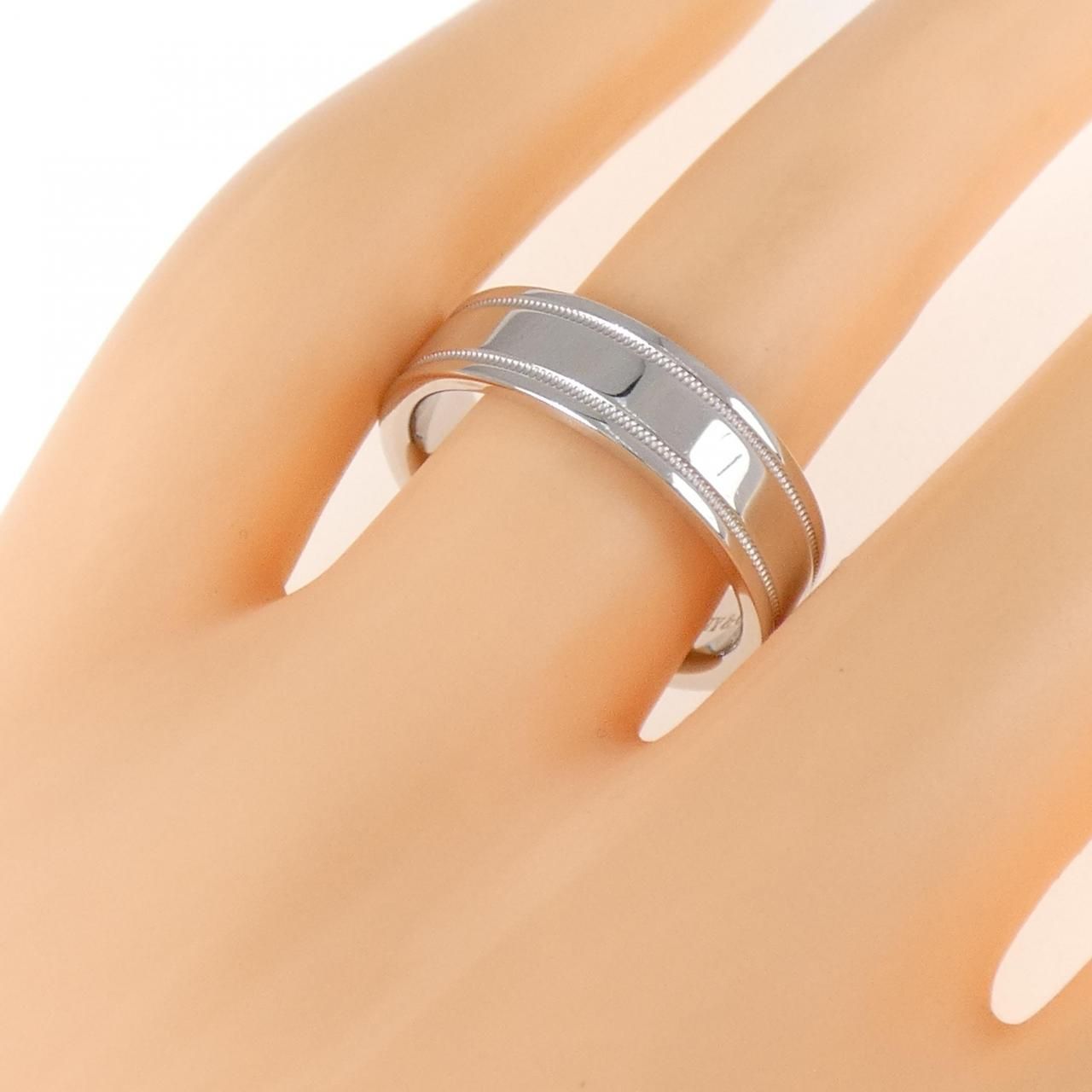 Tiffany & Co Double Milgrain Ring — view 4