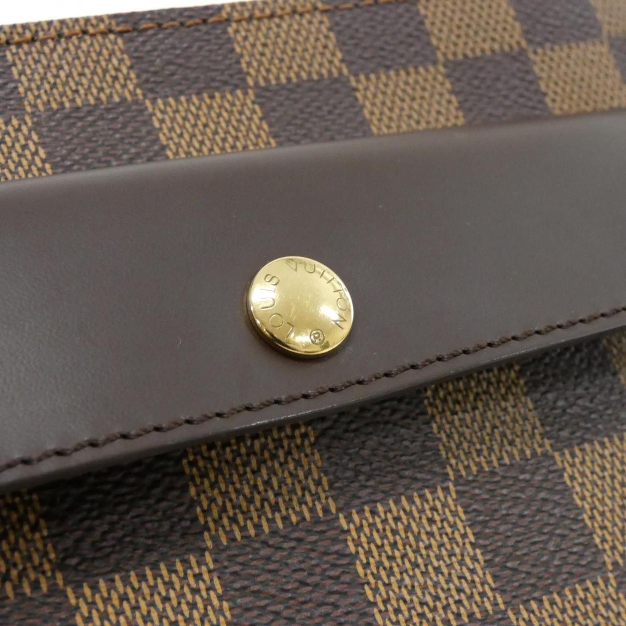 Louis Vuitton Damier Aubagne Shoulder Bag — view 5