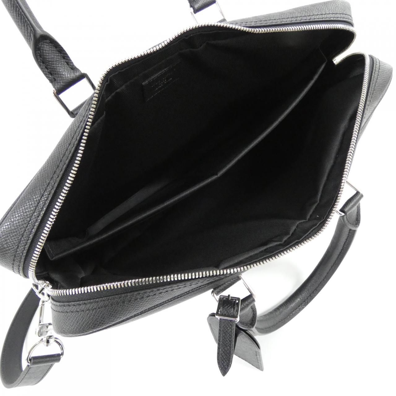 Louis Vuitton Taiga Porte Document Voyage Bag — view 6