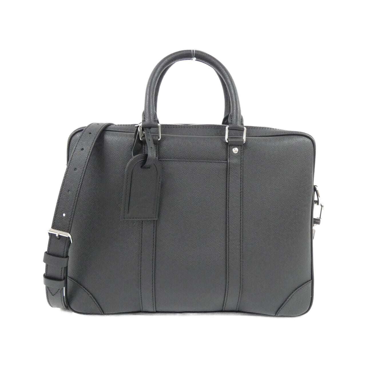 Louis Vuitton Taiga Porte Document Voyage Bag