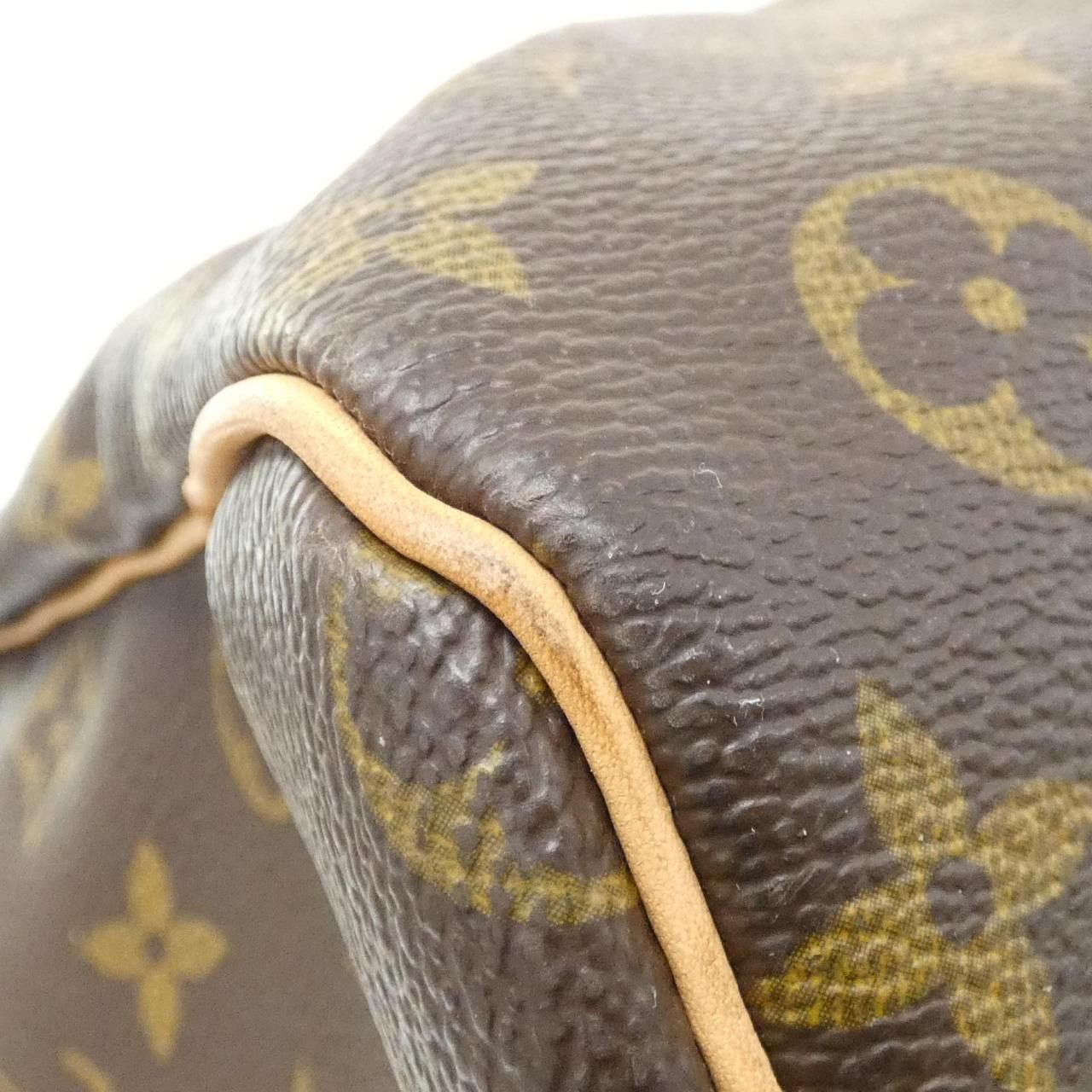 Louis Vuitton Monogram Keepall 60 cm Boston Bag — view 4