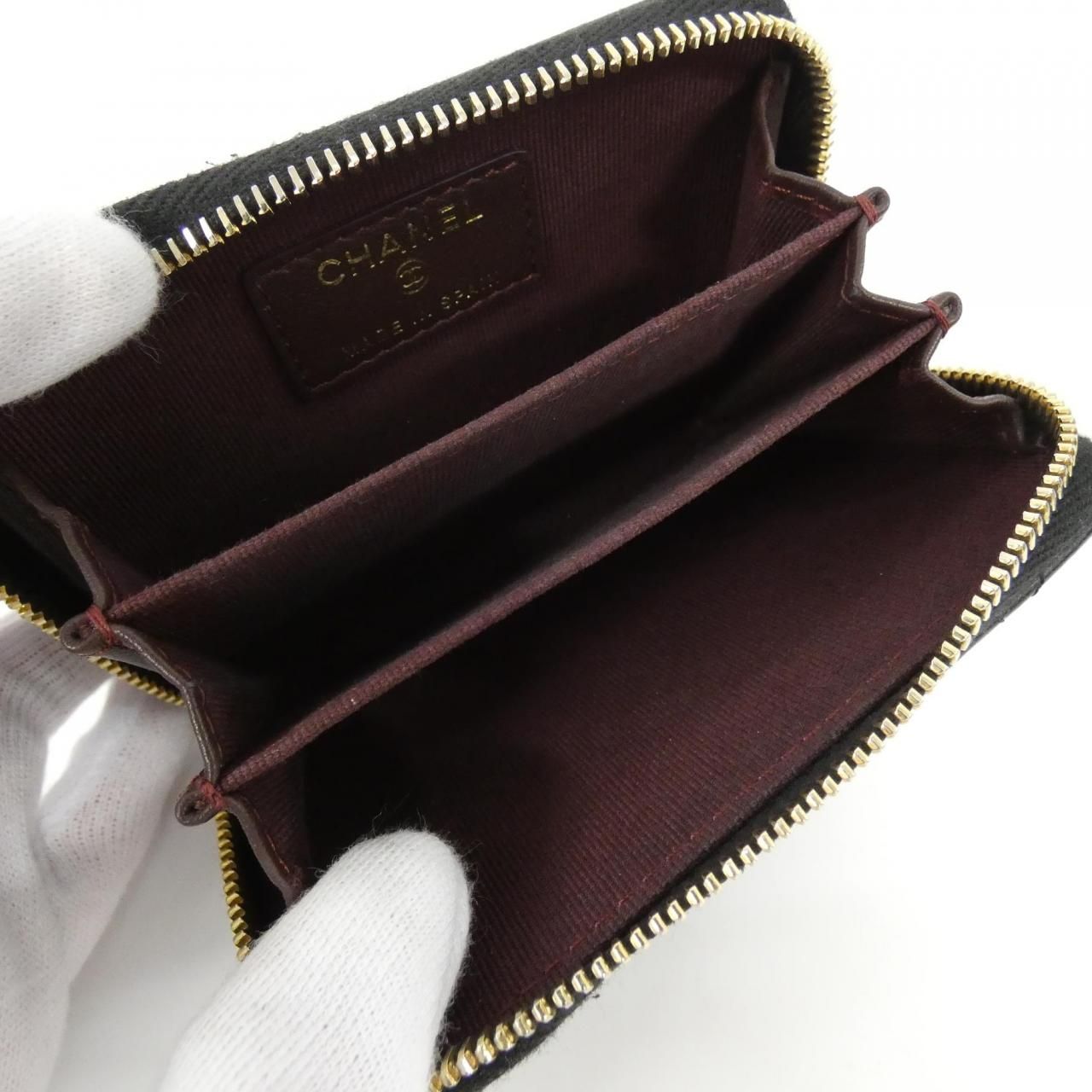 Chanel Timeless Classic Line Coin Case — view 8