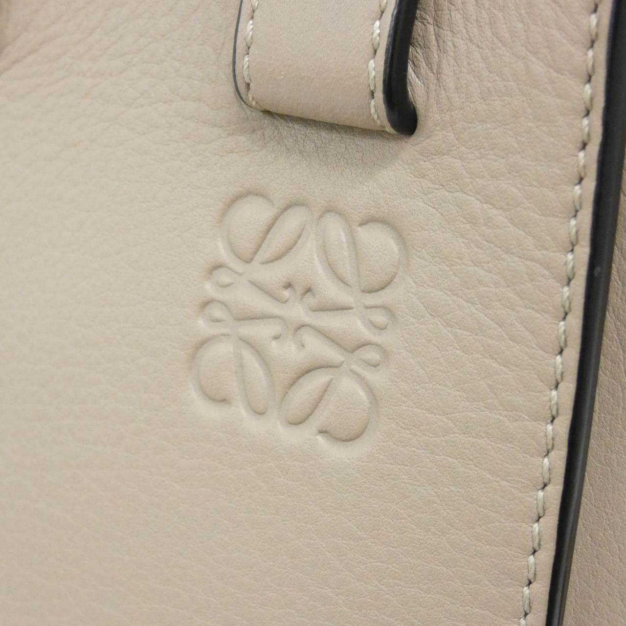 Loewe Hammock Small 387 30 Shoulder Bag — view 4