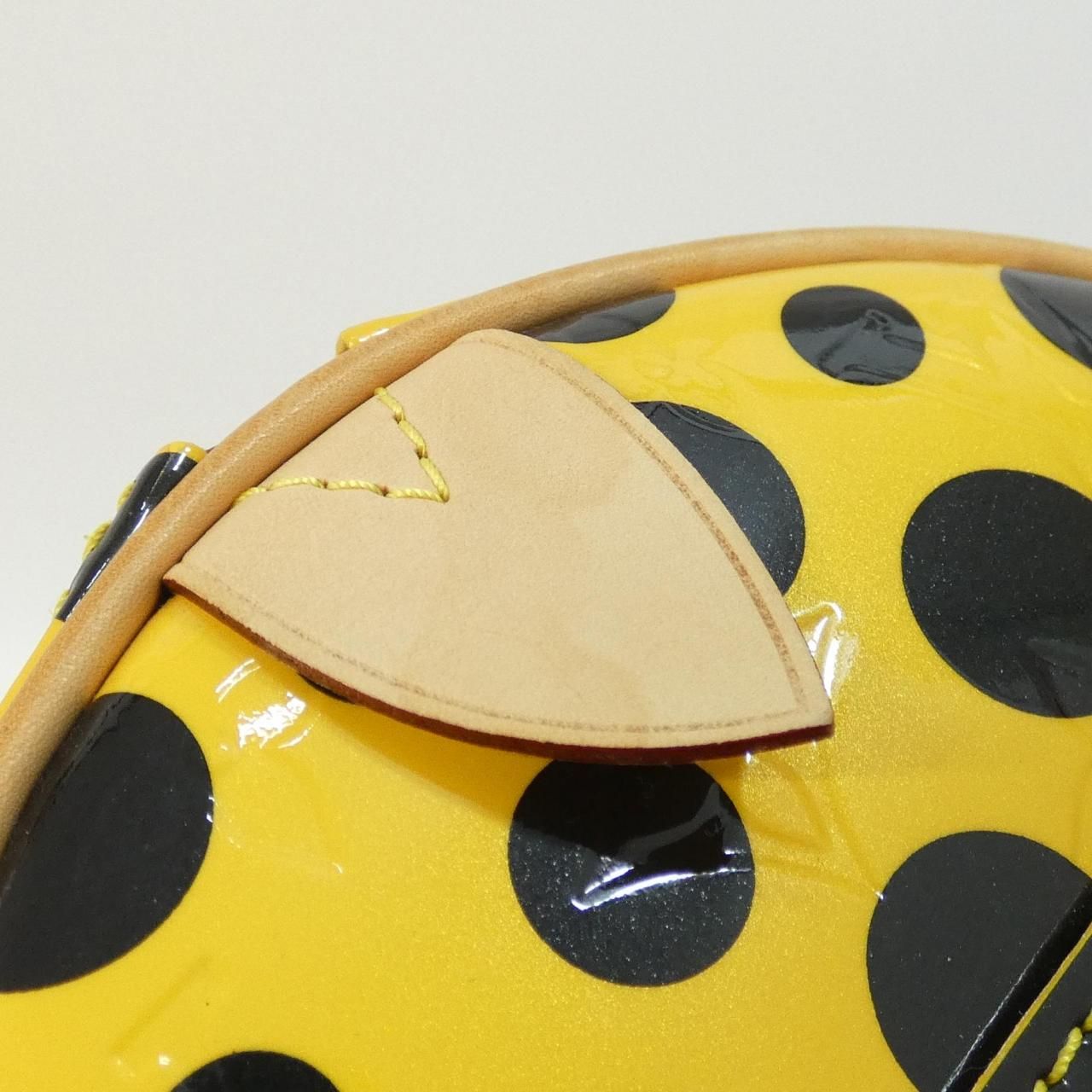 Louis Vuitton Dot Infinity Papillon 30 cm Bag — view 4