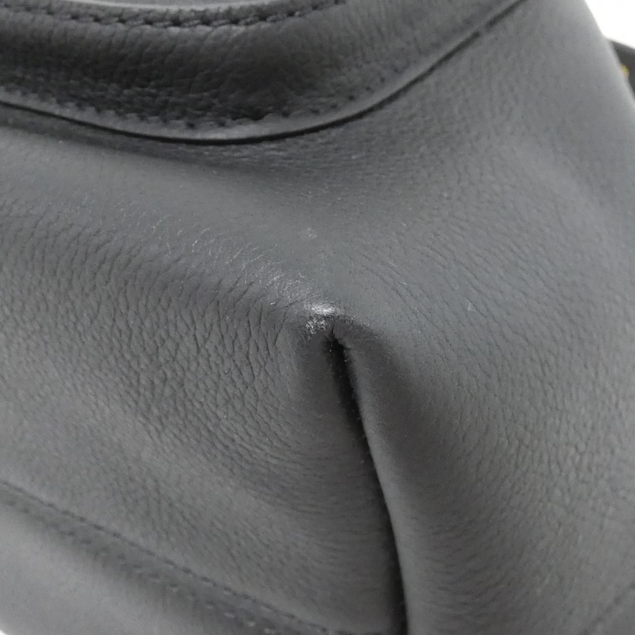 Louis Vuitton Taurillon Lockme Bucket Shoulder Bag — view 3
