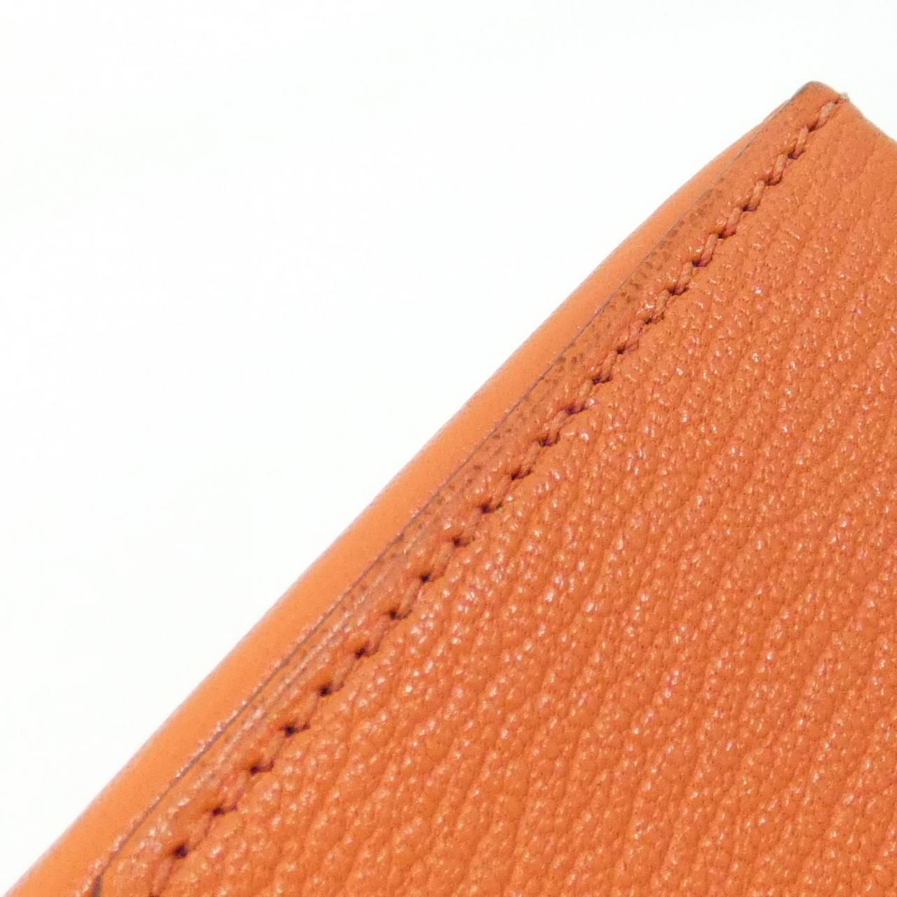 Hermes Cinetic Shoulder Bag — view 4