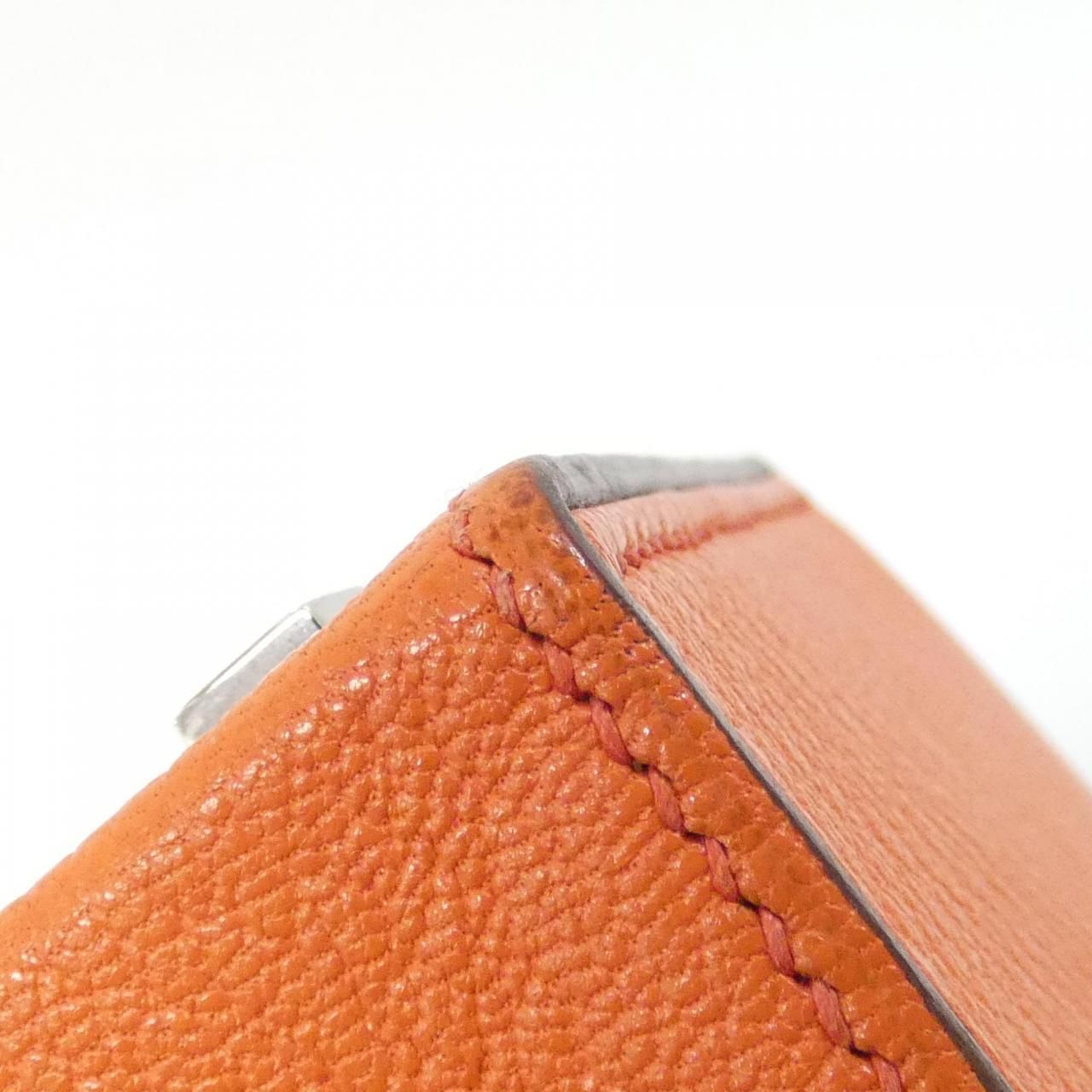 Hermes Cinetic Shoulder Bag — view 3