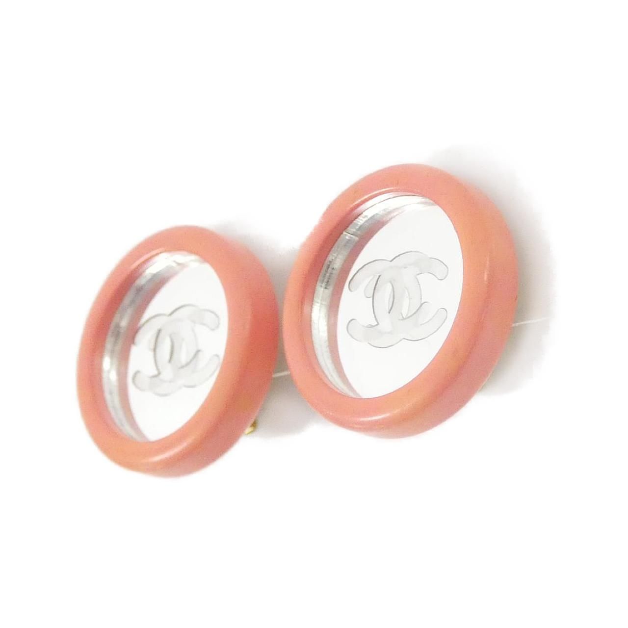 Chanel Vintage Earrings Gold — view 2