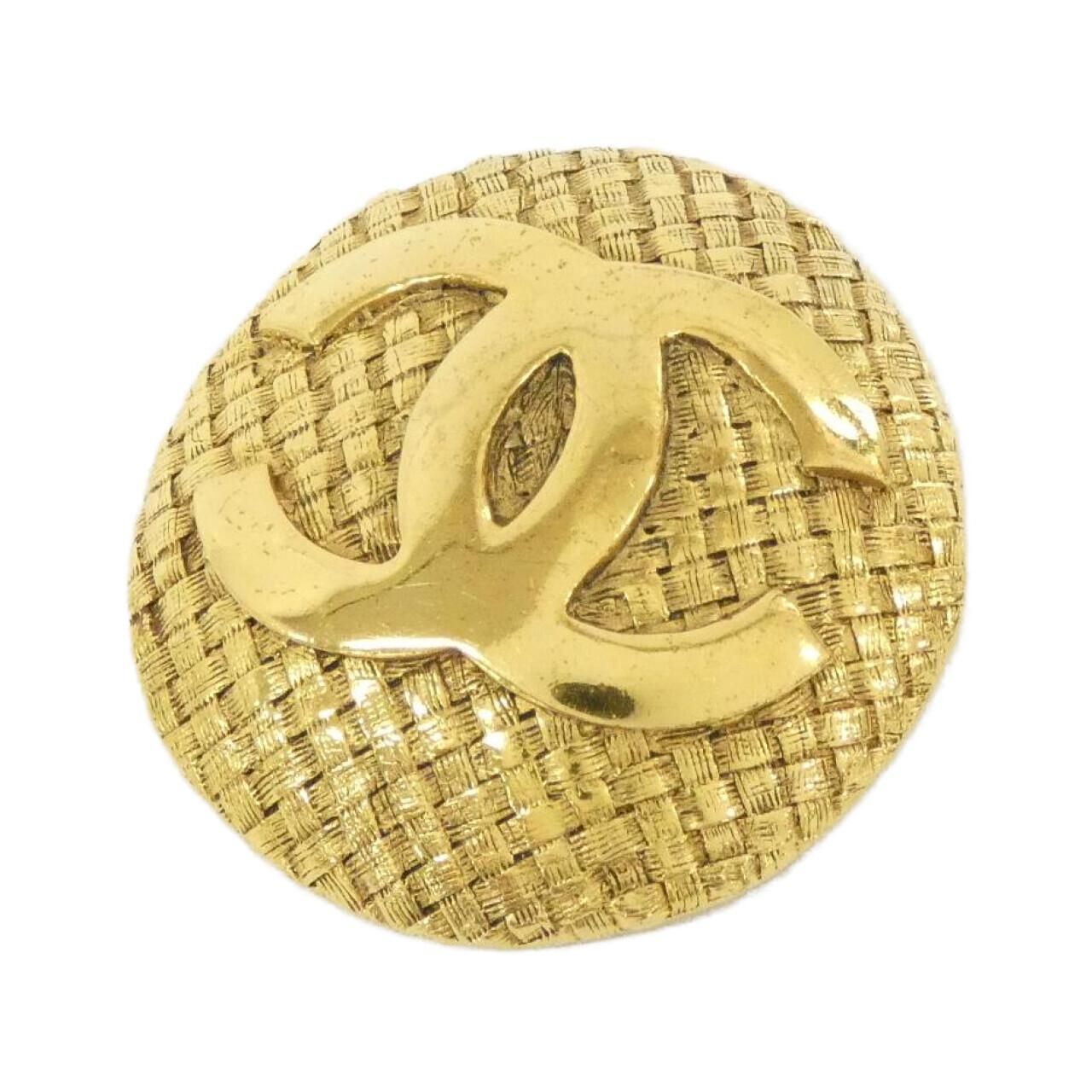 Chanel Vintage Brooch Gold