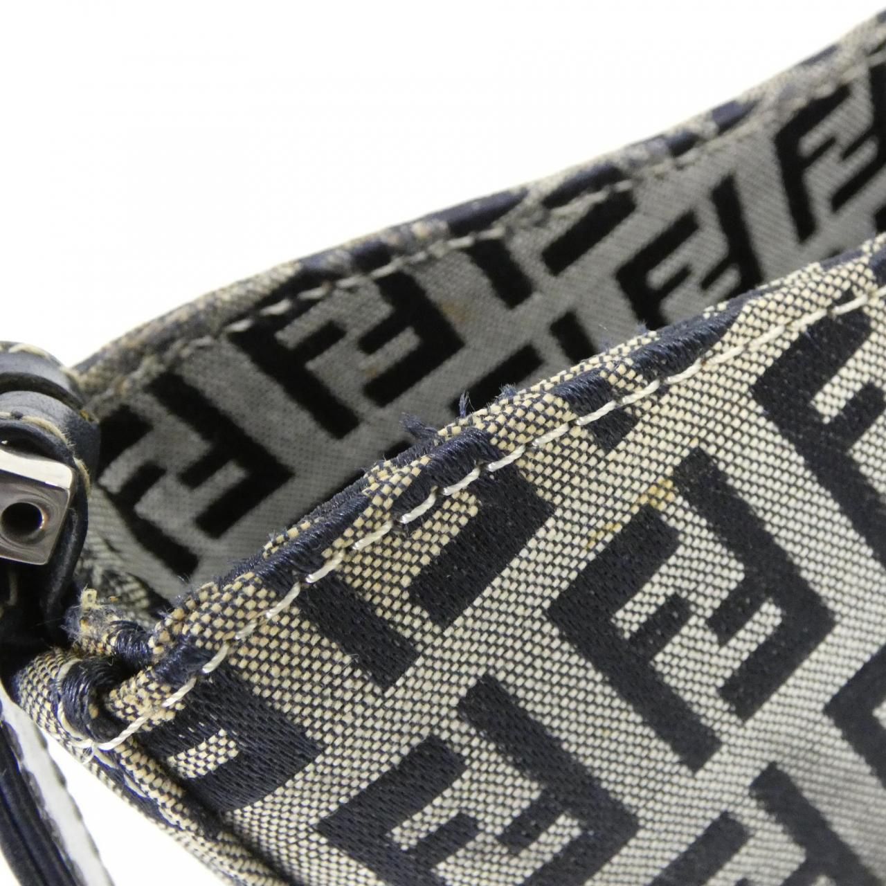 Fendi Vintage Shoulder Bag — view 7