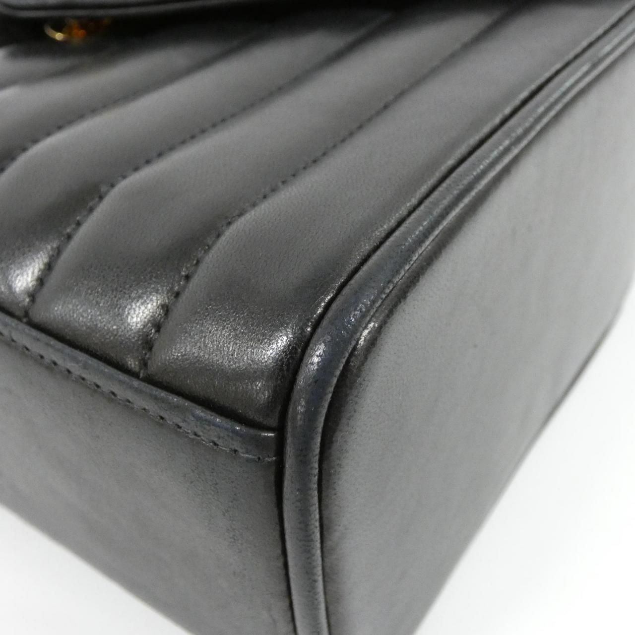 Chanel Vintage Bag Handbag Black — view 3