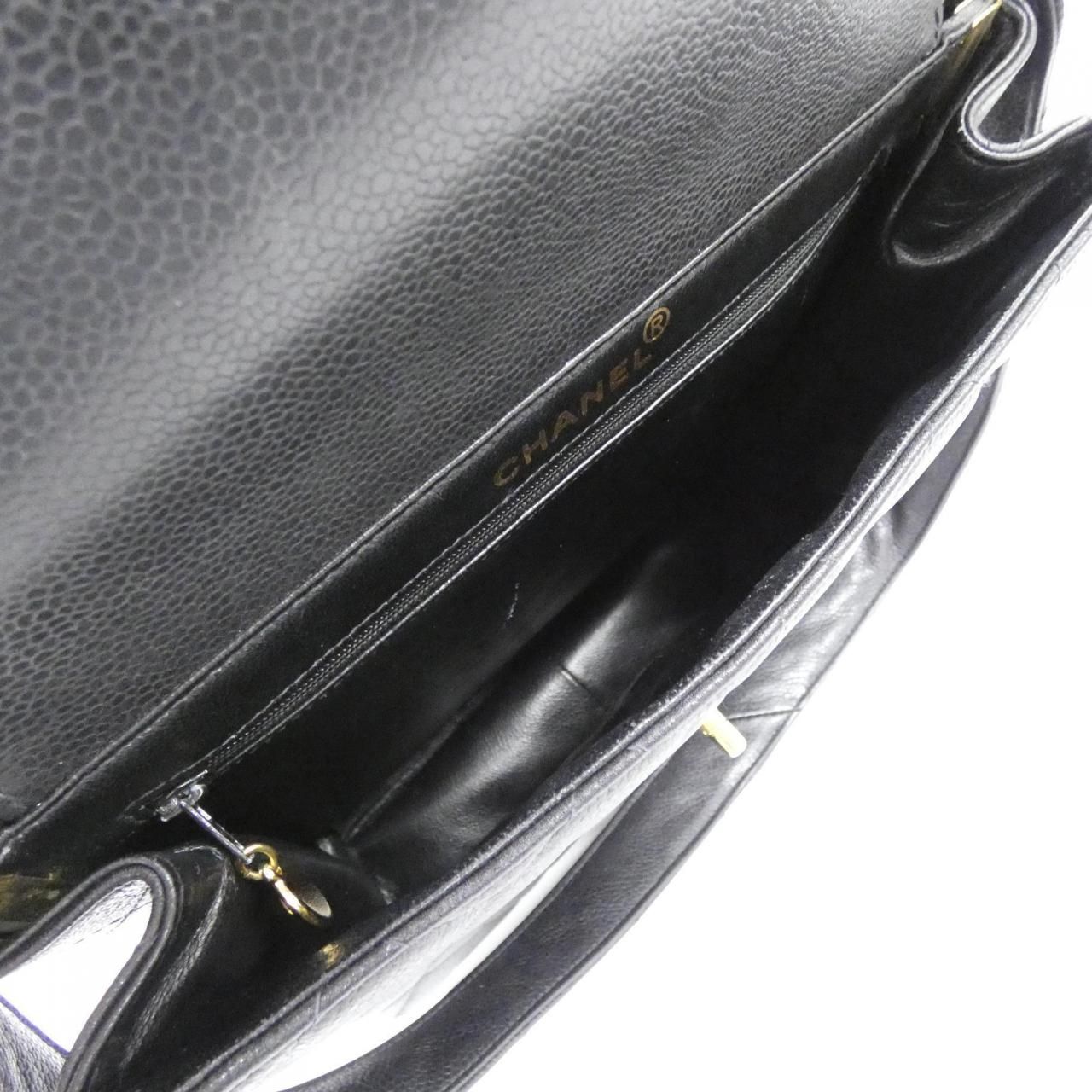 Chanel Vintage Shoulder Bag — view 7