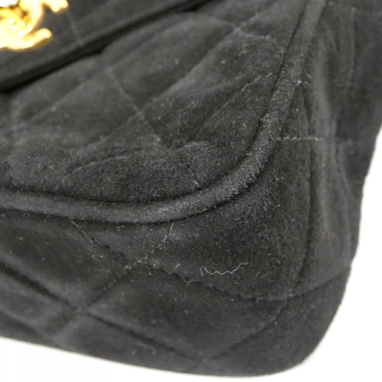 Chanel Vintage Shoulder Bag — view 3