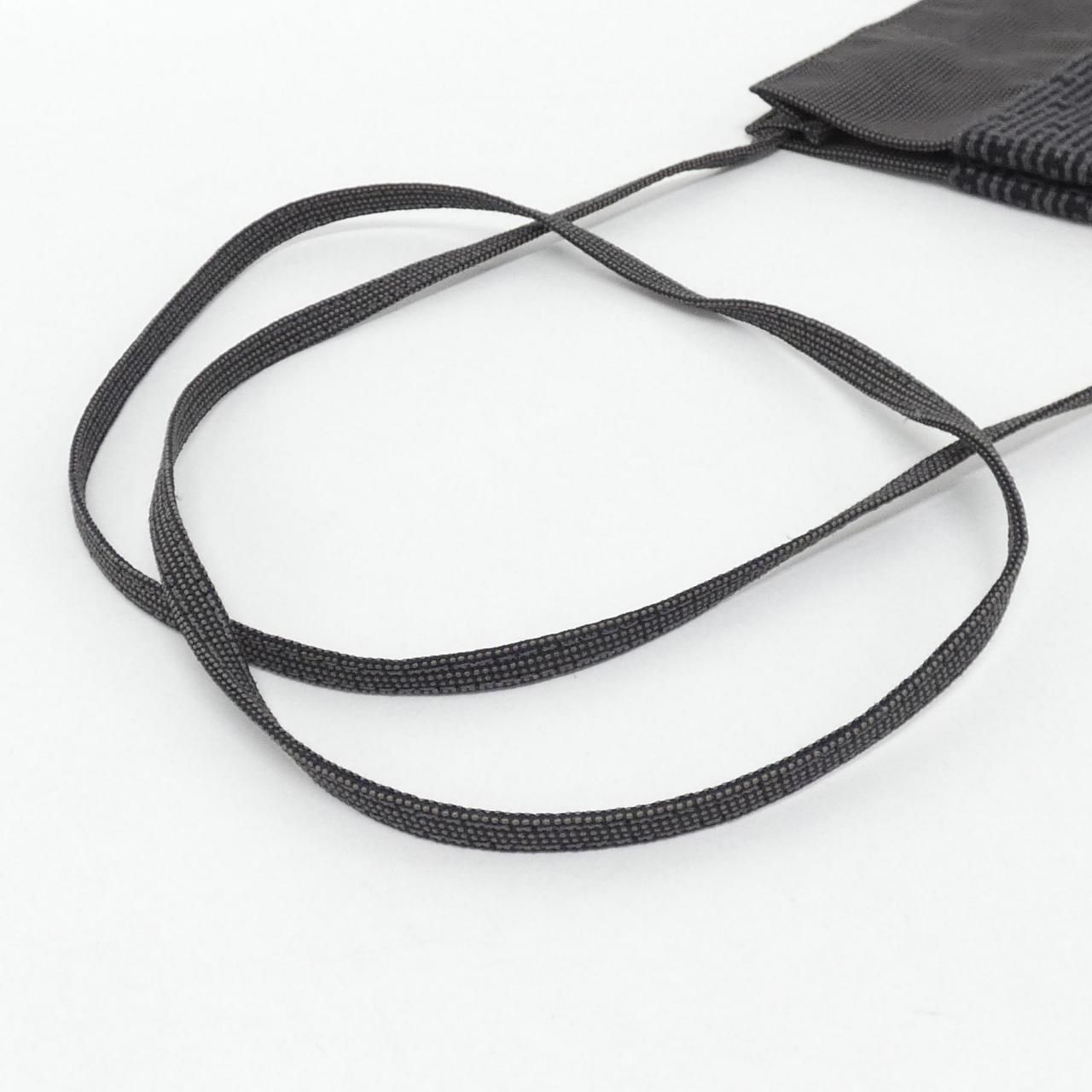 Hermes Her Line Pochette Shoulder Bag — view 4