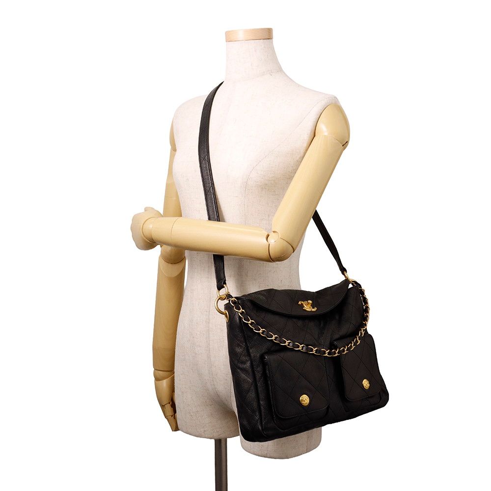 Chanel Shoulder Bag CC Logo Quilted Hobo Caviar Leather 2-Way Black — view 5