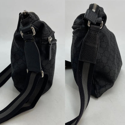 Gucci Shoulder Bag GG Nylon Messenger Black — view 5