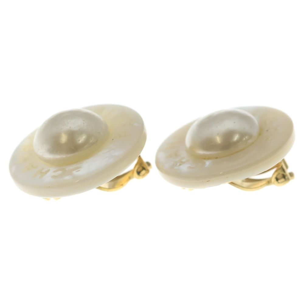 Chanel Pearl Earrings White Gold — view 4