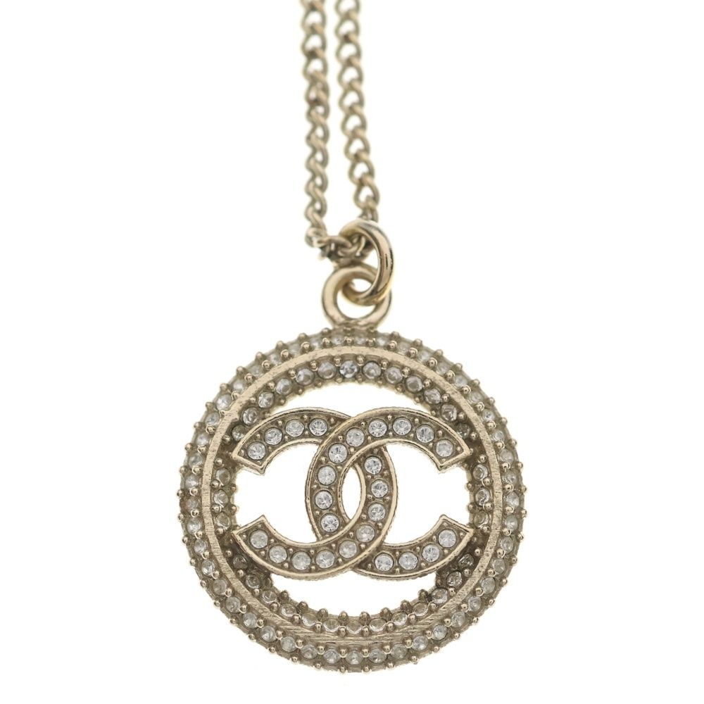 Chanel CC Logo Circle Line Stone Necklace Pendant Chain Gold — view 3